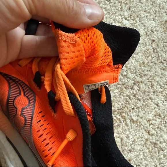 Men’s Saucony Hi Vis Orange Endorphin 4 Running Shoes - Picture 5 of 7